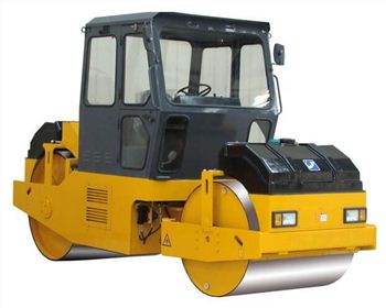 成都沖擊壓路機(jī)租賃公司簡(jiǎn)述壓路機(jī)分類