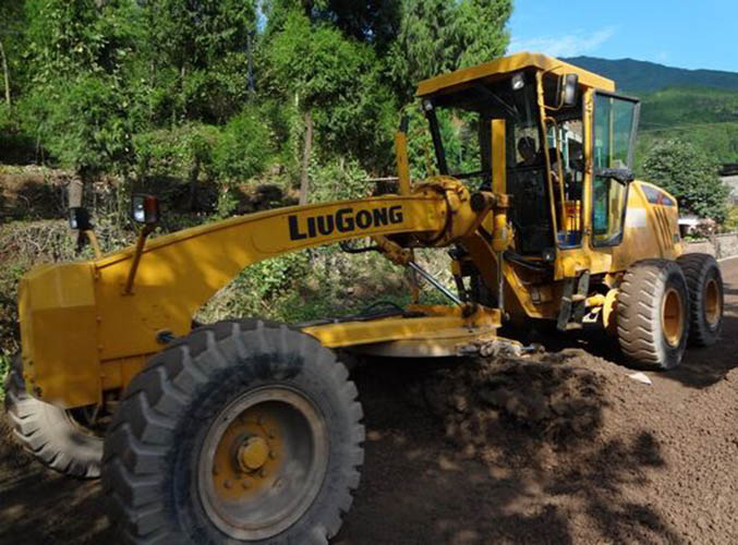 四川平地機(jī)租賃 四川平地機(jī)租賃