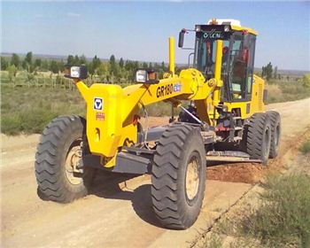 在成都平地機(jī)租賃之后的使用維護(hù)保養(yǎng)