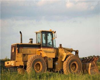 成都推土機(jī)租賃要知道的推土機(jī)結(jié)構(gòu)