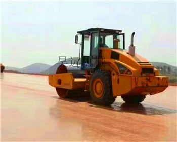 成都柳工壓路機出租