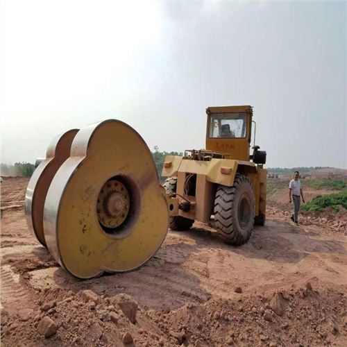 公路鐵路施工中為什么廣泛使用昊遠機械沖擊式壓路機進行沖擊補強壓實？